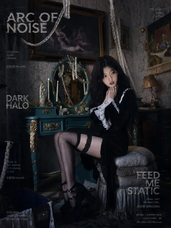 暗黑哥特洛丽塔人像写真，成年女性，黑色丝绒复古女仆裙，白色蕾丝荷叶边袖口与高领，黑色披肩头巾，银色十字架项链，复古戒指，尖形美甲，黑色玛丽珍高跟鞋，半透明黑色长… — GPT Image 2 prompt by @you1873118