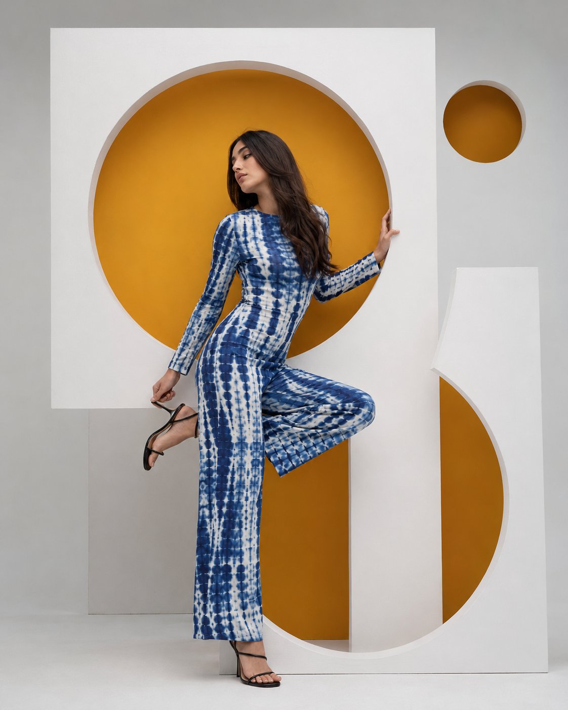 High-fashion editorial photography, young woman with long dark brown hair,… — GPT Image 2 prompt by @meng_dagg695