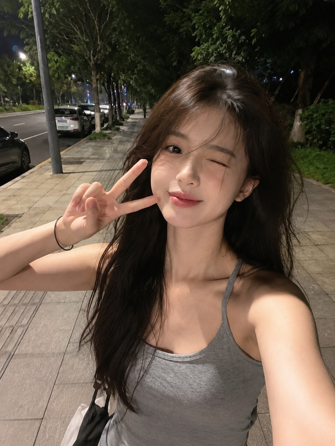 Ultra-realistic smartphone selfie taken with a mobile phone at night, looks… — GPT Image 2 prompt by @saniaspeaks_